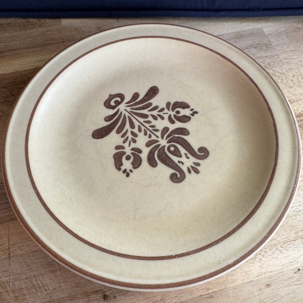Pfaltzgraff Village Bread and Butter Plate Vintage Stoneware Brown Floral 6.75in